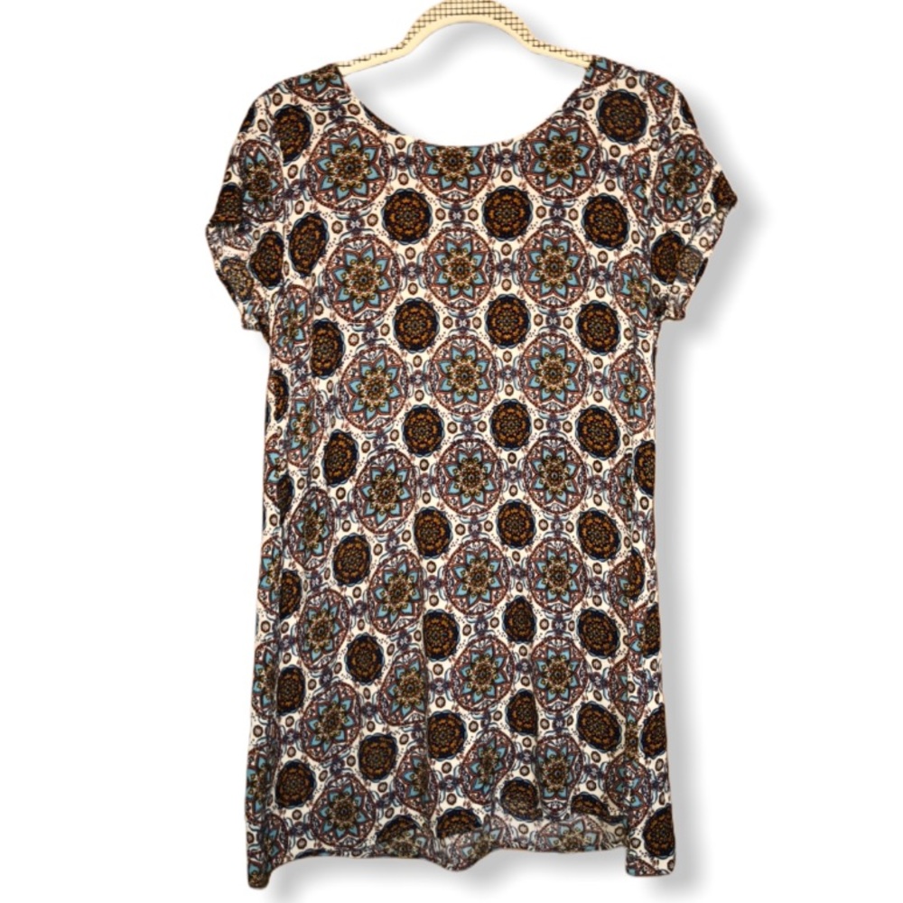 Lulu’s floral mandala print tunic